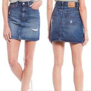 NWT LEVI'S High-Rise Deconstructed Denim Mini Skirt. Size 6‎ / 28